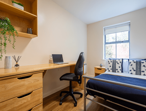 Silver Ensuite | 3 or 4 Bed Flat