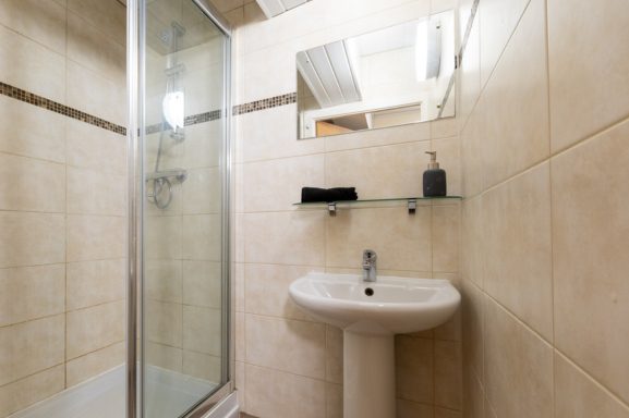 Bronze Plus Non Ensuite – 4 Bed Flat Image