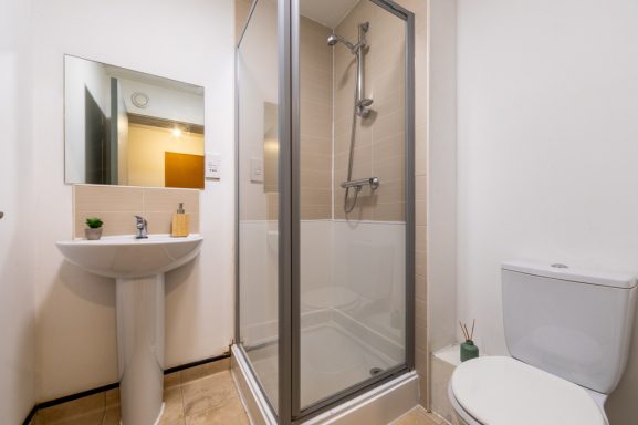 Gold Non Ensuite – 2 or 3 Bed Apartment Image