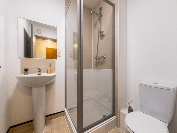 Silver Non Ensuite | 2 or 3 Bed Apartment Image