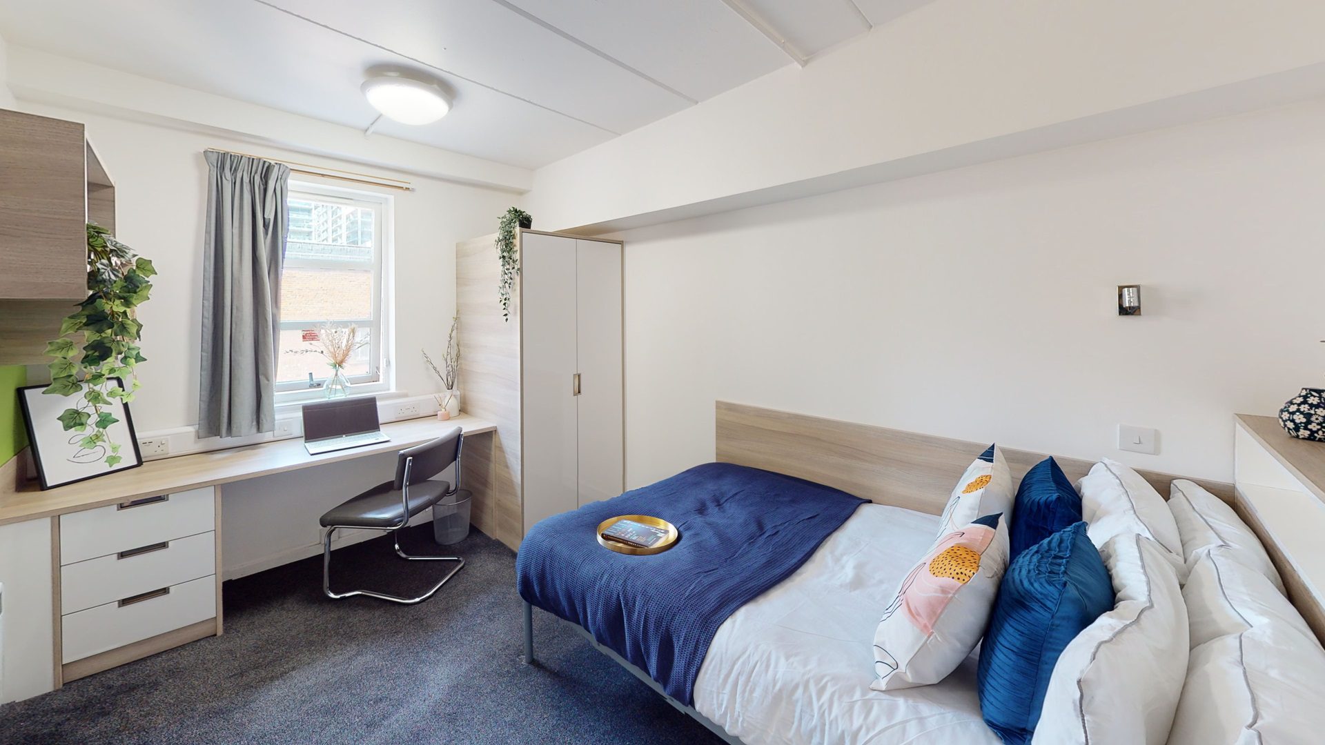 Dwell Student Living Manchester Student Village MSV Silver Non Ensuite Medium