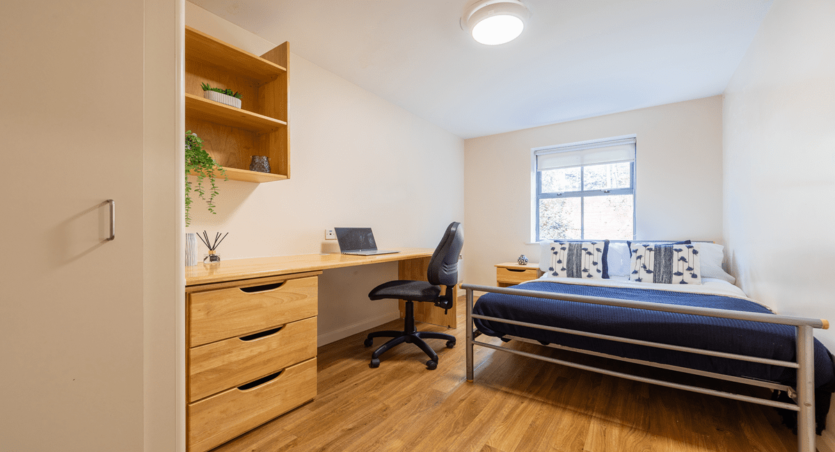 Dwell Student Living Hotwells House Silver Ensuite